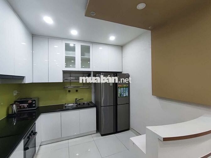 cho thuê căn hộ 2 pn GRAND Riverside , view bitexco giá tôt