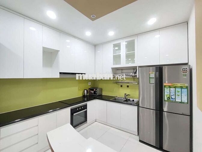 cho thuê căn hộ 2 pn GRAND Riverside , view bitexco giá tôt