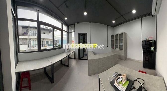 CHO THUÊ MẶT BẰNG VÀ VĂN PHÒNG MỚI,  GÓC 2 MẶT TIỀN GẦN SÂN BAY TSN