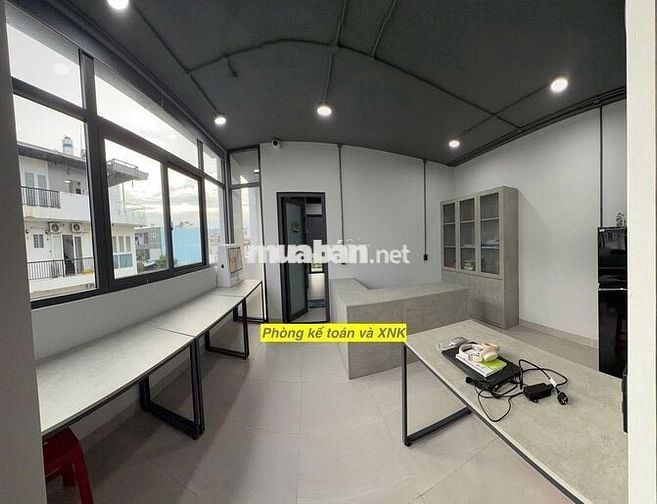 CHO THUÊ MẶT BẰNG VÀ VĂN PHÒNG MỚI,  GÓC 2 MẶT TIỀN GẦN SÂN BAY TSN