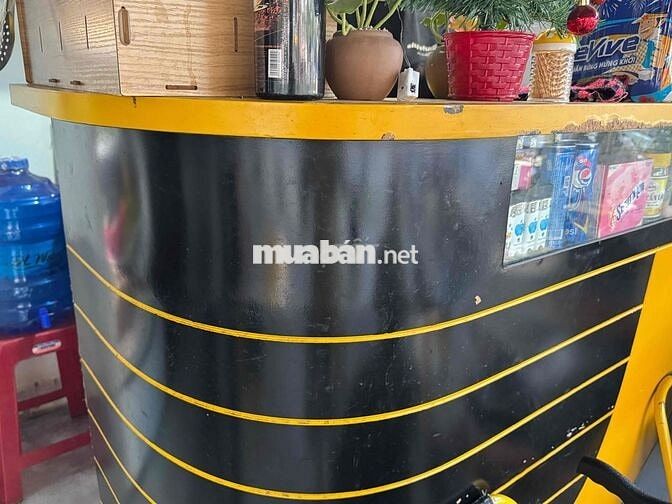 Cafe số 8 tuyển nvbán cafe đứng quầy 1 mình