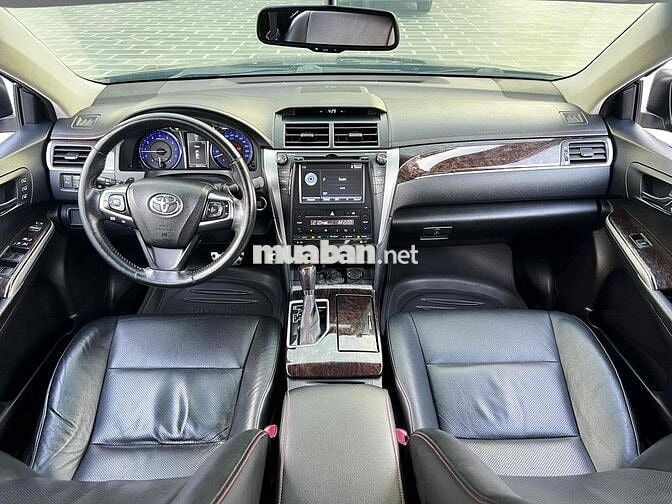 Toyota Camry 2.5 Q 2017 98000 km Đen