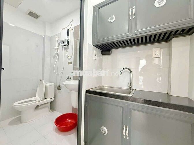 Cho thuê studio ban công, full nội thất ngay Quận 10