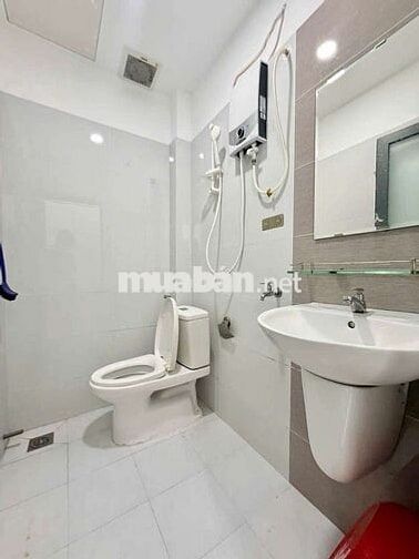 Cho thuê studio ban công, full nội thất ngay Quận 10