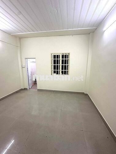 NHÀ THUÊ [ 4 x 24] 1 lầu ,3Pn ,2WC, HXH THÔNG ,MIẾU GÒ XOÀI