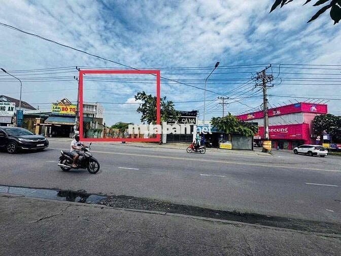 Chính chủ cần tiền bán MTKD DT743 ngay TTYT DĨ AN