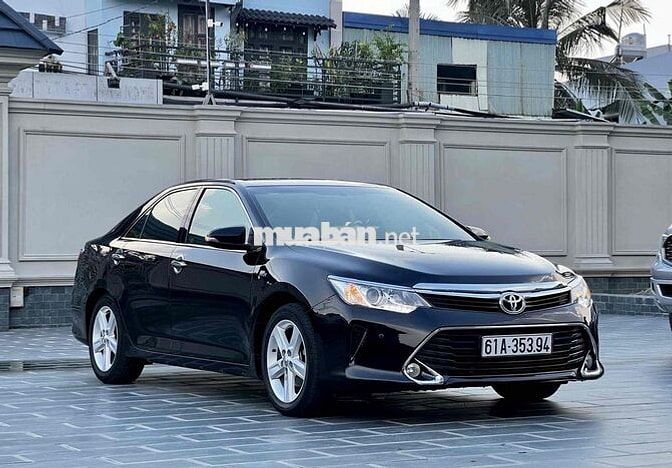 Toyota Camry 2.5 Q 2017 98000 km Đen