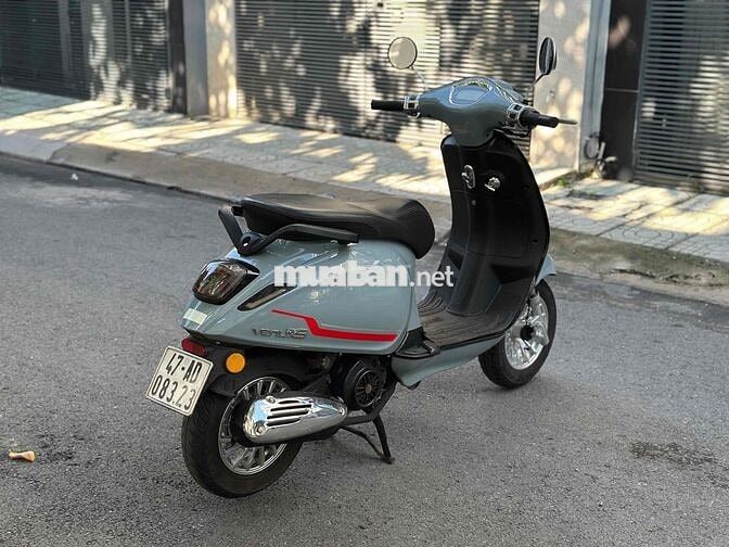 Vespa 50cc 2024 Xám bs47 chính chủ odo 5000km
