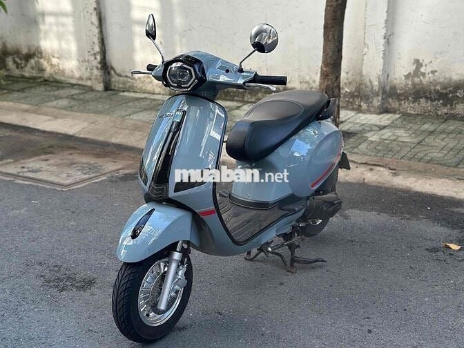 Vespa 50cc 2024 Xám bs47 chính chủ odo 5000km
