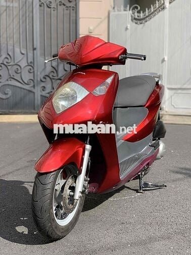 Dylan 150 nhập Ý 2005 chất zin ngay chủ kí
