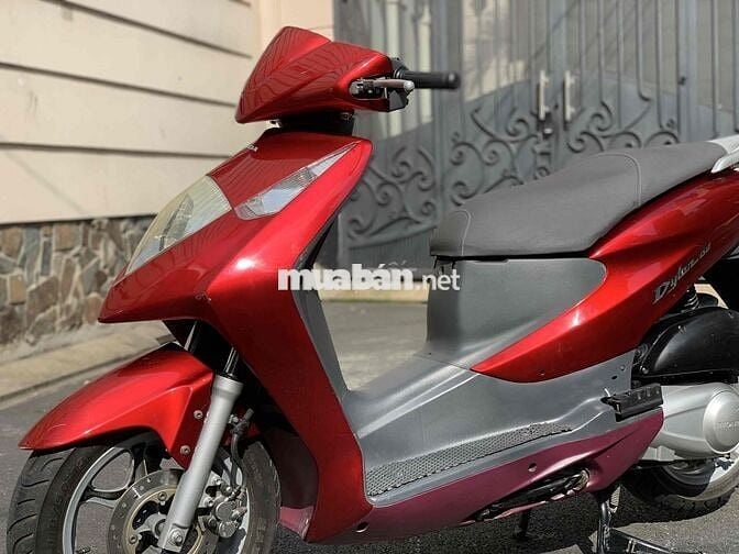 Dylan 150 nhập Ý 2005 chất zin ngay chủ kí