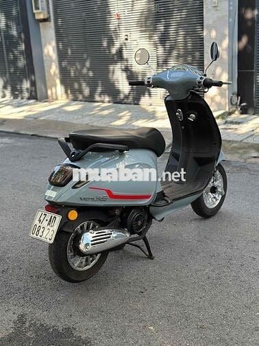 Vespa 50cc 2024 Xám bs47 chính chủ odo 5000km