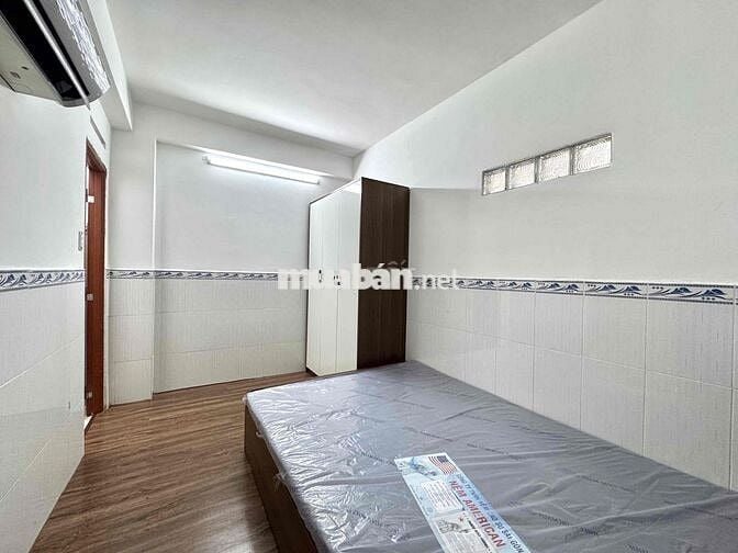 1 PHÒNG NGỦ BAN CÔNG CỬA SỔ NGAY NGÃ 7 LÝ THÁI TỔ MỚI 100%