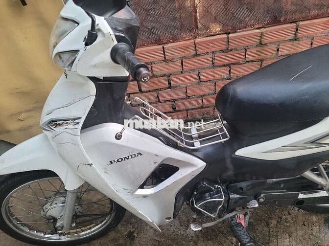 Honda Wave Alpha 2018 Trắng hợp Xăng E10