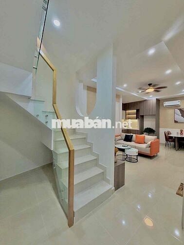 Nguyễn Thái Sơn Nhà mới đẹp 60m2, (6x10), 3 Phòng ngủ, nhỉnh 5 tỷ