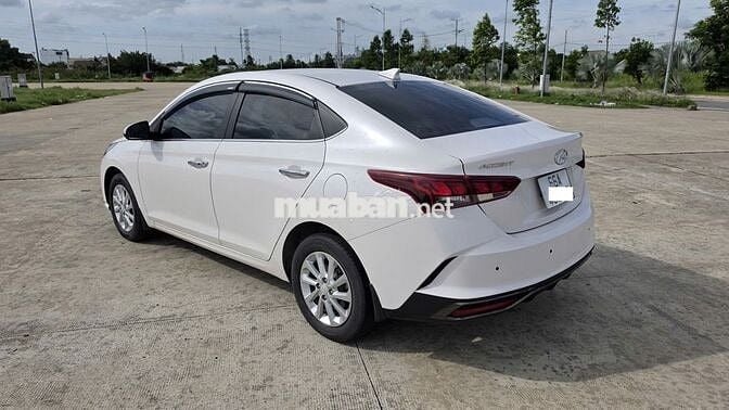 Hyundai Accent AT 2023 Trắng 36.000 km Sơn Zin