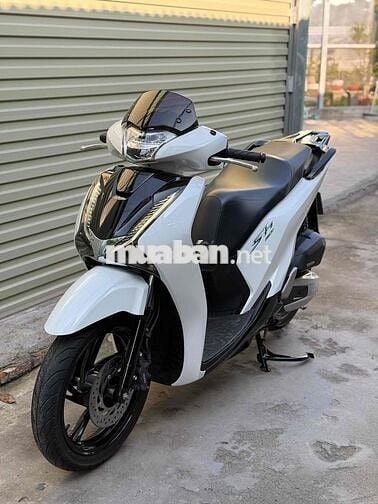 Honda SH150 CBS 2019 Trắng Đen Sporty