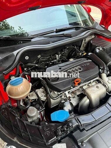 Audi A1 2010 xe nhập,  Số tự động ,Xăng, màu Đỏ