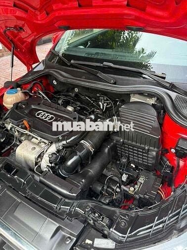 Audi A1 2010 xe nhập,  Số tự động ,Xăng, màu Đỏ