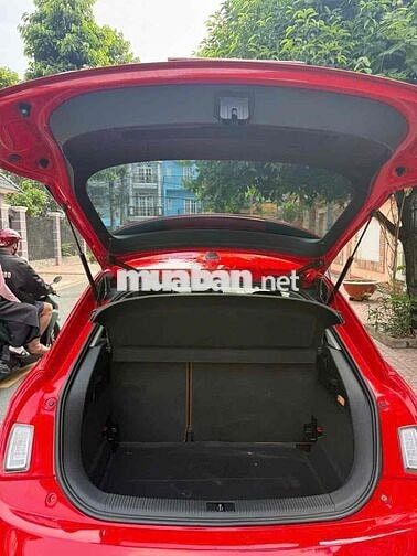 Audi A1 2010 xe nhập,  Số tự động ,Xăng, màu Đỏ