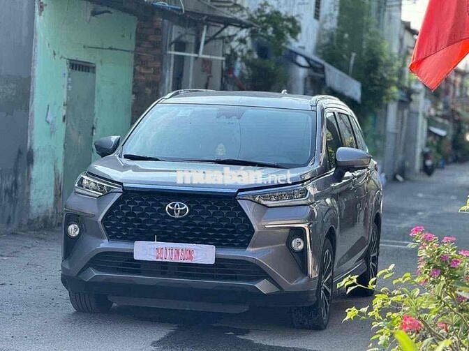 Toyota Veloz Cross Top 2024 Xám 7 chỗ