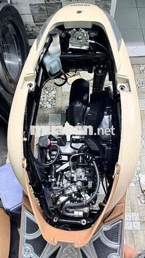 Honda Lead 125cc 2015 màu Kem