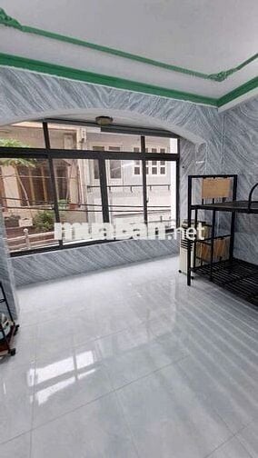 nhà NC 4 lầu 8pn 8vs lạc long quân p8 tân bình