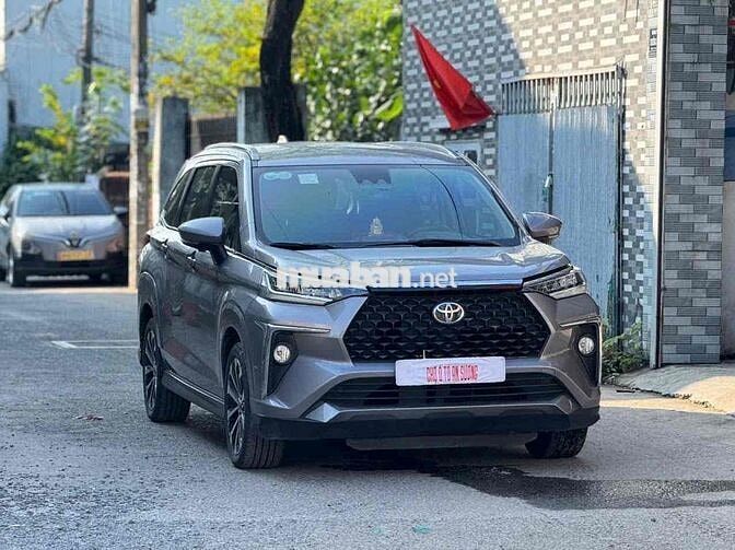 Toyota Veloz Cross Top 2024 Xám 7 chỗ