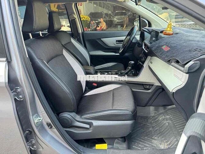 Toyota Veloz Cross Top 2024 Xám 7 chỗ