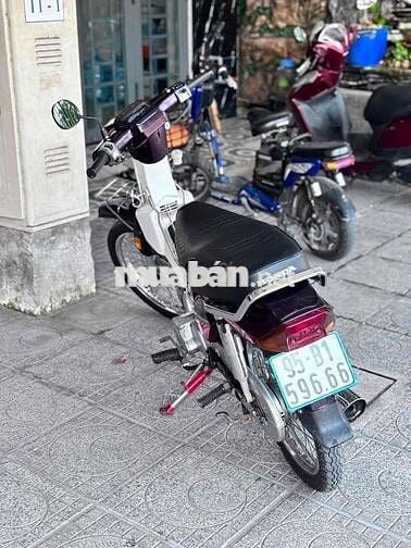 Honda Dream Thái Tím trắng