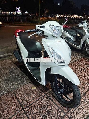 Honda Vision 2019 Smartkey Trắng
