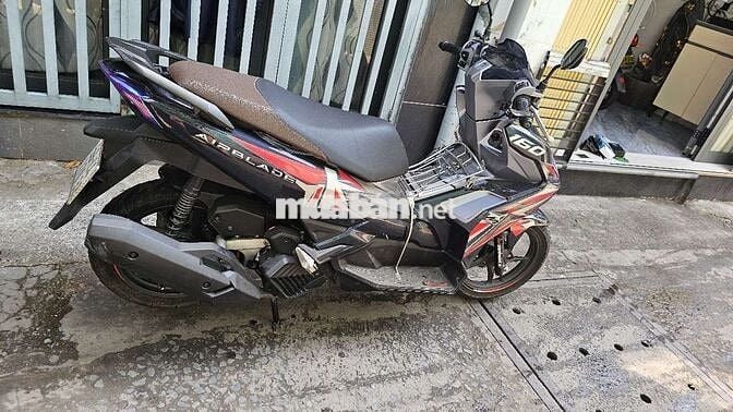 Honda Air Blade 160 2022 Màu xanh:11561 km