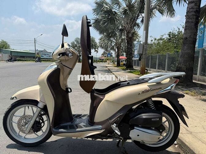 Honda SH Mode 2017 Kem 9 chủ kí
