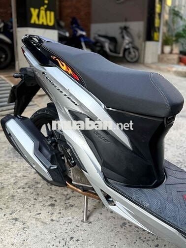 Honda Vario 150 Bạc