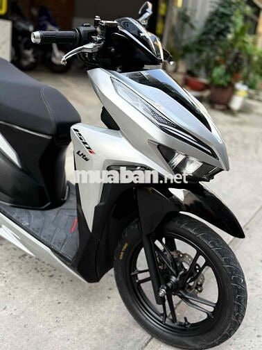 Honda Vario 150 Bạc