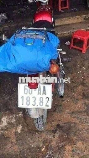 Honda Cub Cổ điển Đỏ
