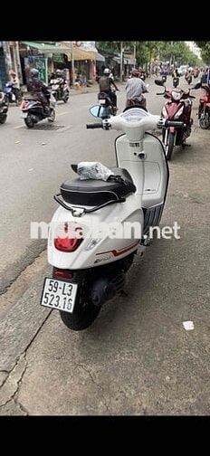 Piaggio Vespa Sprint 125cc ABS 2023 Trắng 5800km