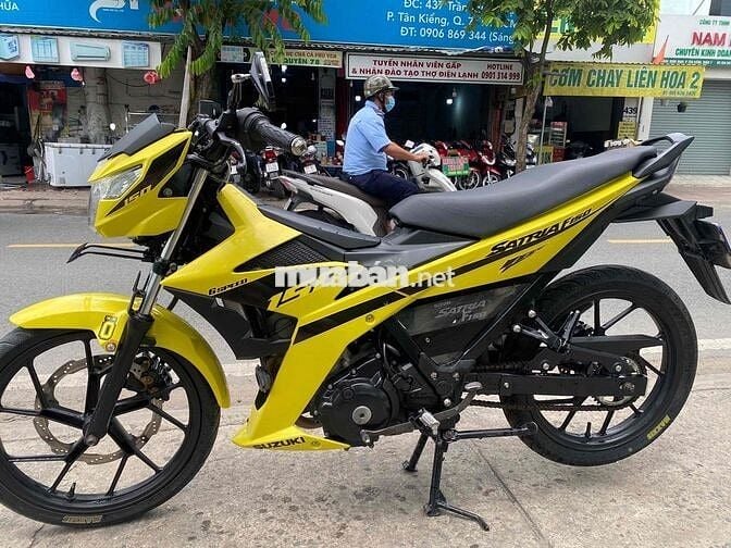 Suzuki Satria F150 2019 Vàng 9 chủ ký giấy