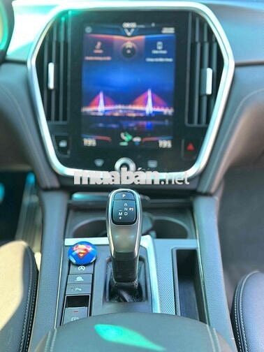 VinFast Lux A Base 2022 Trắng 60000 km