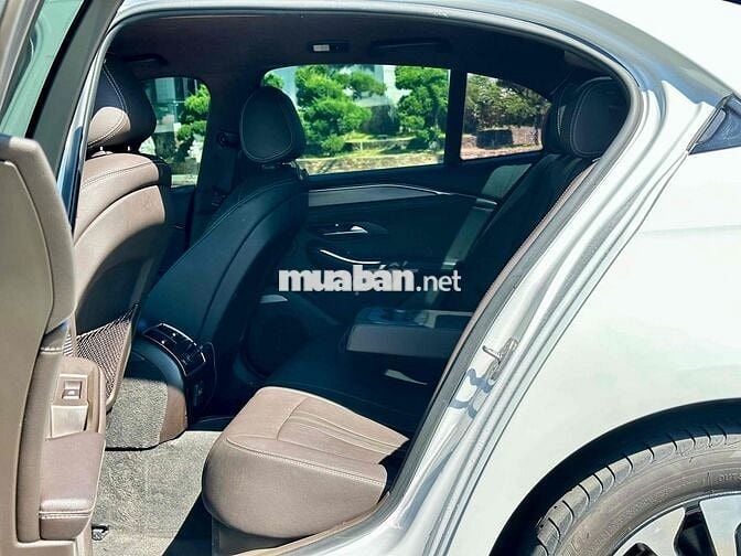 VinFast Lux A Base 2022 Trắng 60000 km