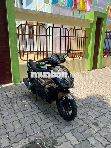 Honda Air Blade 125Fi 2015 Nâu đen