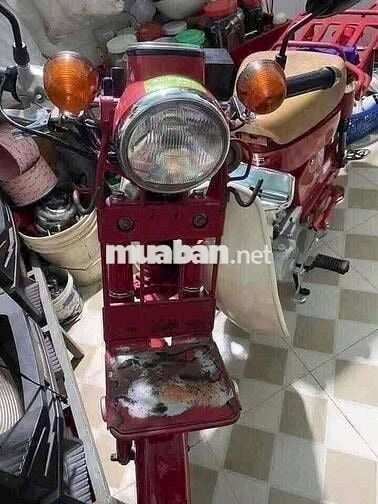 Honda Cub Cổ điển Đỏ
