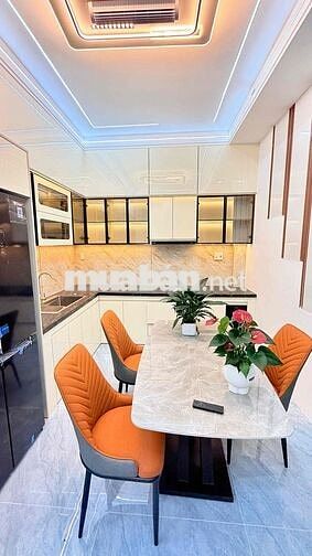 nhà lầu trệt full nội thất diện tích thực tế sử dụng 90m
