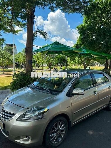 Toyota Vios 2013 Số sàn Nâu vàng