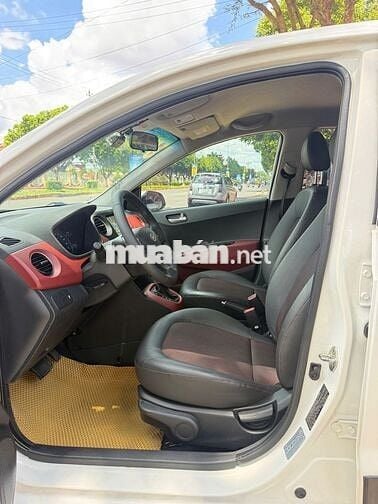 Hyundai i10 2020 Trắng Tự động 60000 km