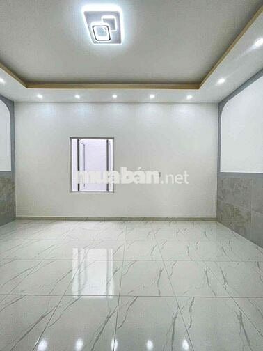 BÁN NHÀ NGÃ TƯ BỐN XÃ -76m2-3 Phòng Ngủ-Hoàn Công-Đường Xe Hơi 5 Mét