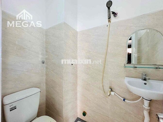 DUPLEX BANCOL GIÁ HẠT DẺ, GẦN TRƯỜNG HUIT, VHU - GÁC CAO 2M, AN NINH