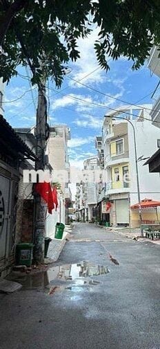 nhà nguyên căn xe hơi ngủ trong nhà