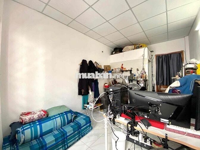 STUDIO 3,7 TRIỆU CÓ BAN CÔNG ĐI BỘ QUA VĂN LANG