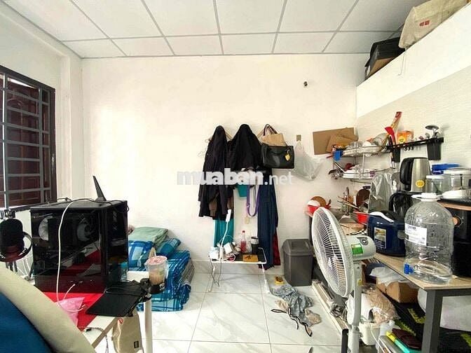 STUDIO 3,7 TRIỆU CÓ BAN CÔNG ĐI BỘ QUA VĂN LANG